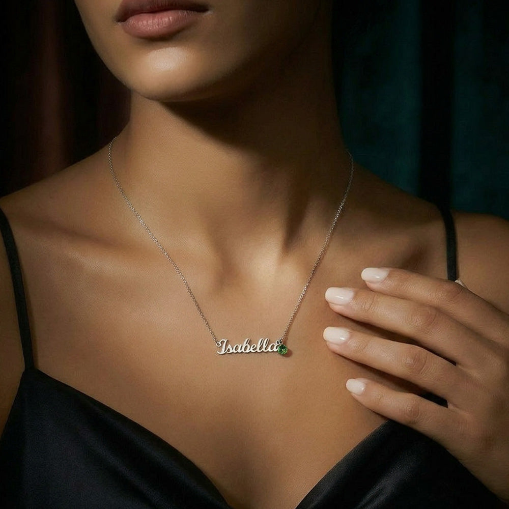 Collier de nom personnalisé avec pierre de naissance