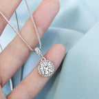 Collier Love Knot - Variantes en or jaune et blanc