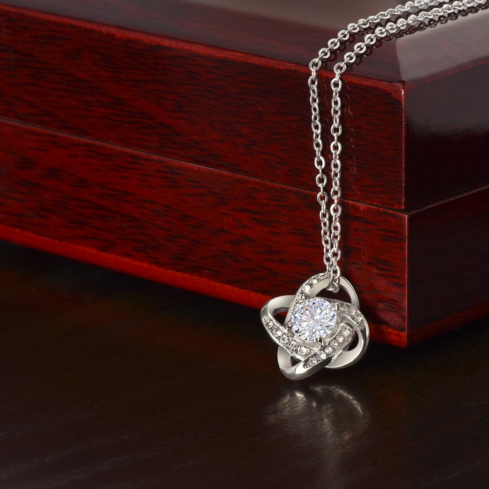 Collier Love Knot - Variantes en or jaune et blanc