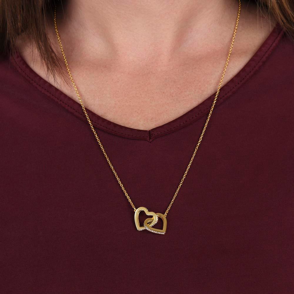 Collier de cœurs entrelacés - Variantes en or jaune et blanc