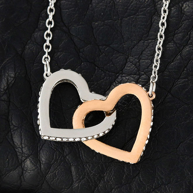 Collier Love Knot - Variantes en or jaune et blanc