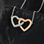 Collier Love Knot - Variantes en or jaune et blanc