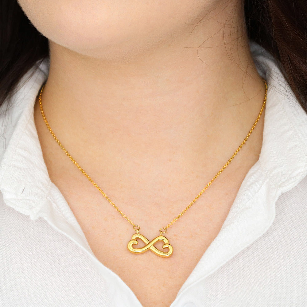 Collier Love Knot - Variantes en or jaune et blanc