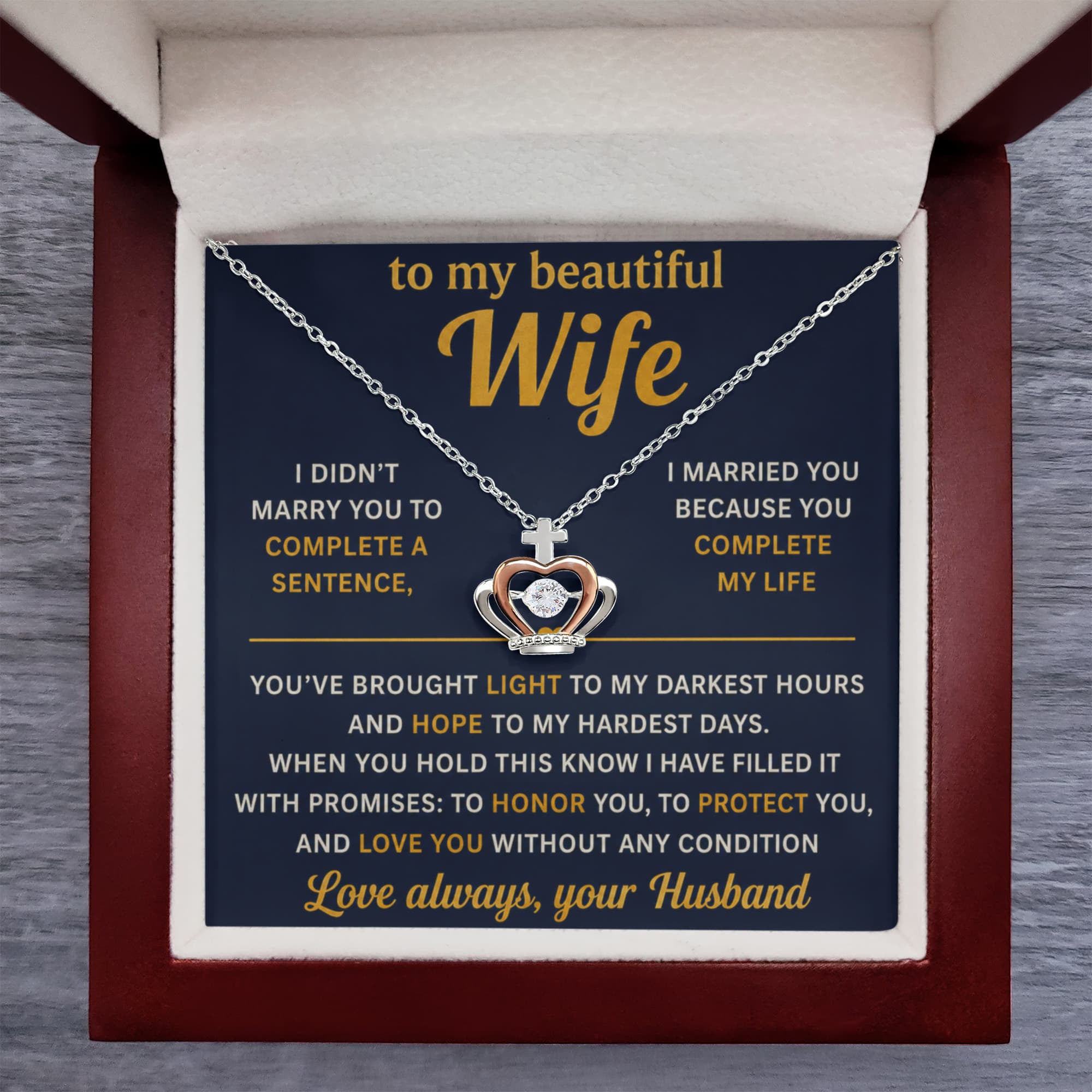 Collier pendentif couronne
